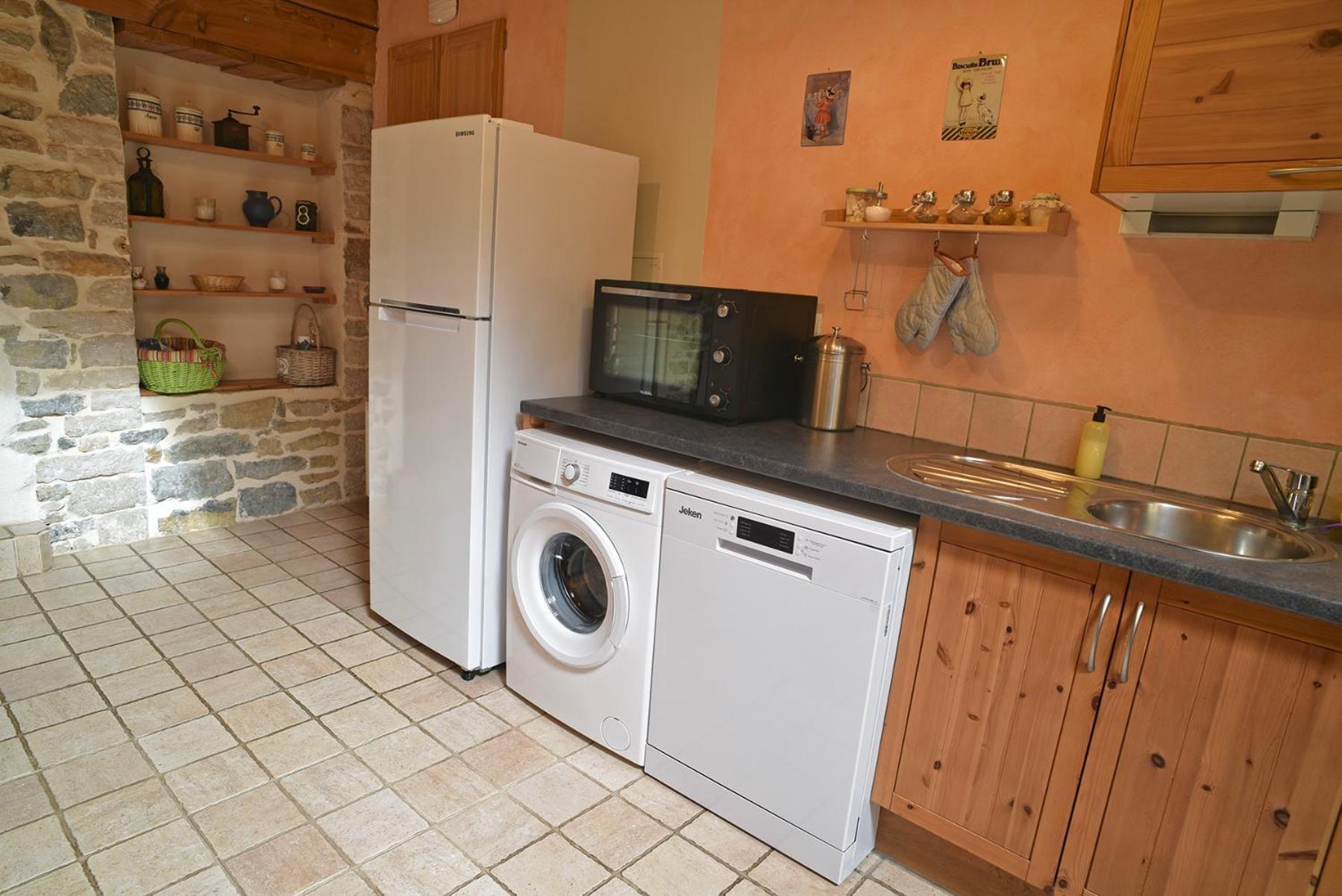 Gite Le Douglas, Vignoble Et Reculees Du Jura - Avec Sauna Lavigny Exterior photo