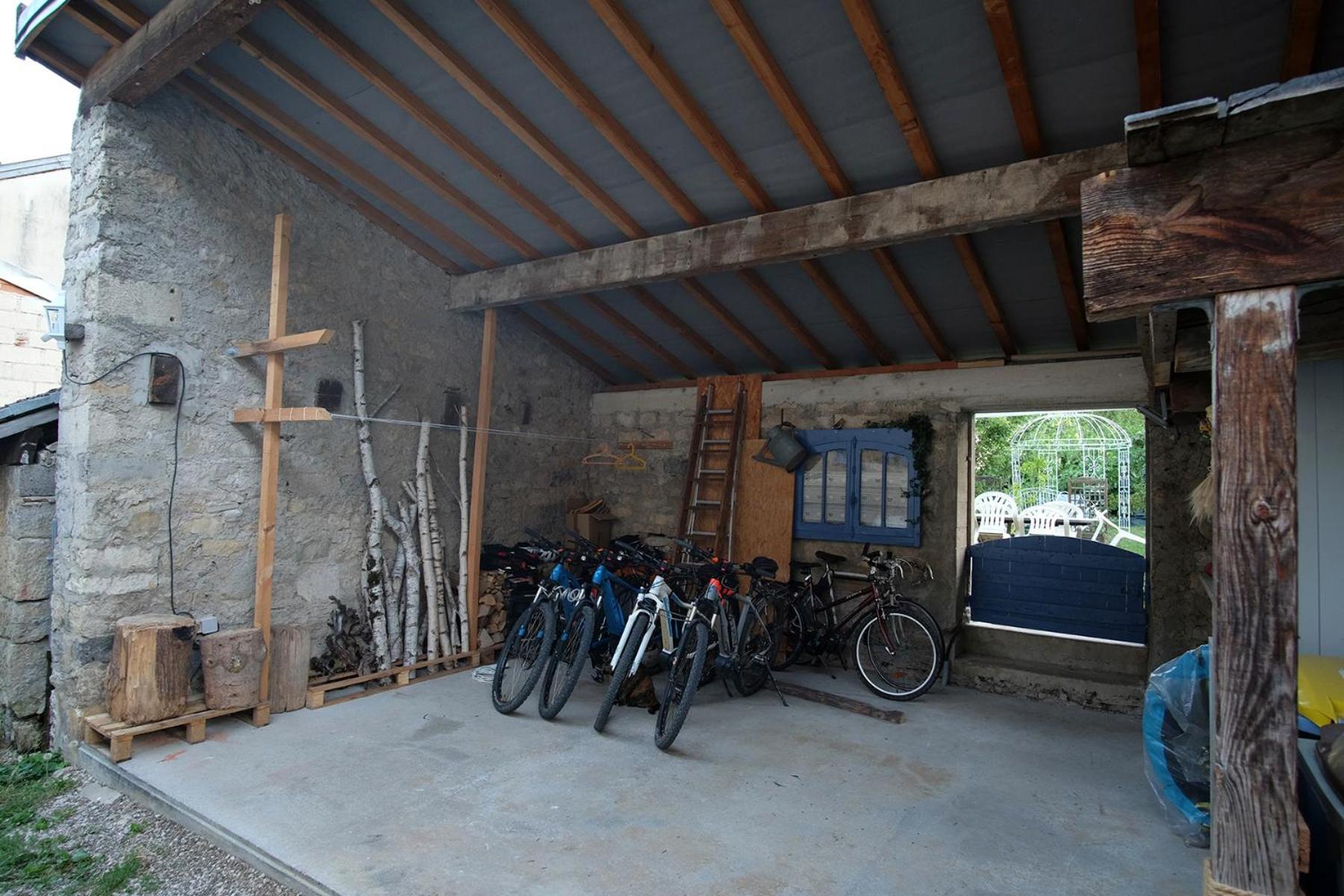 Gite Le Douglas, Vignoble Et Reculees Du Jura - Avec Sauna Lavigny Exterior photo